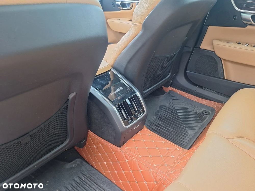Volvo S90 T6 AWD Momentum - 12