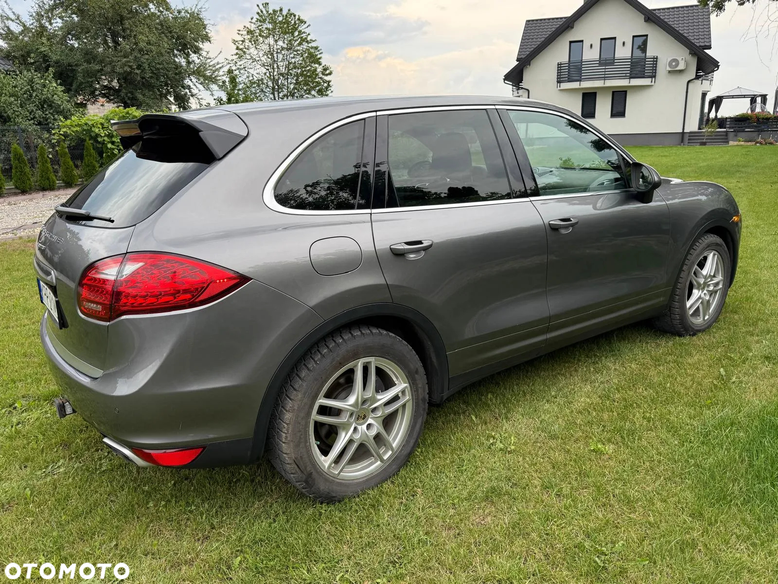 Porsche Cayenne Standard - 4