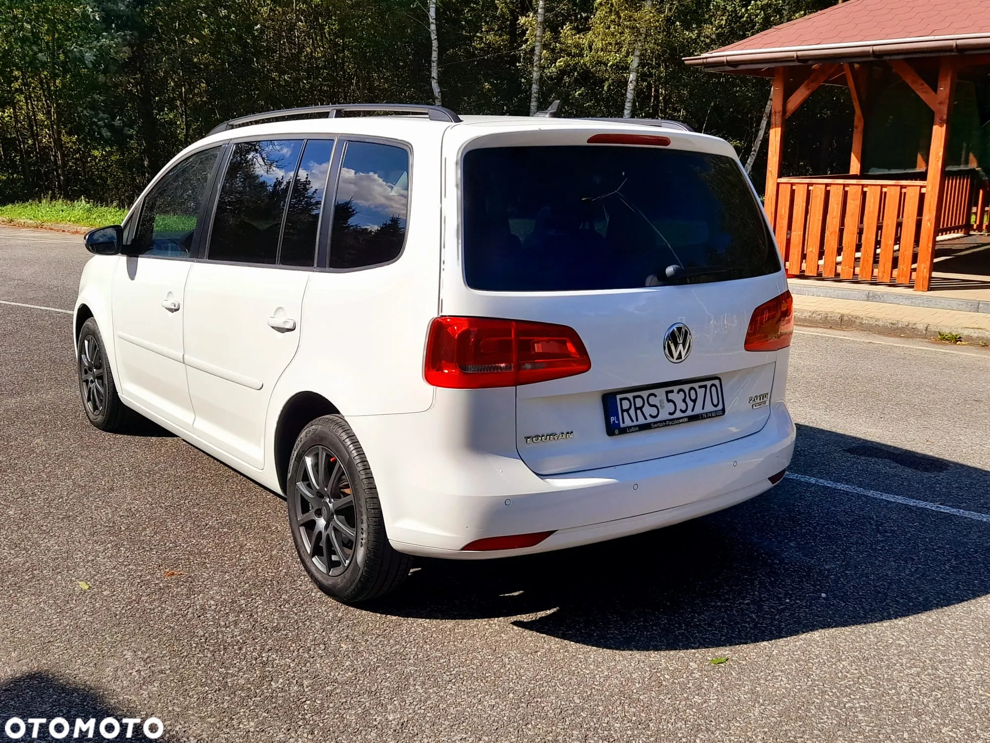 Volkswagen Touran 2.0 TDI DPF Highline - 9