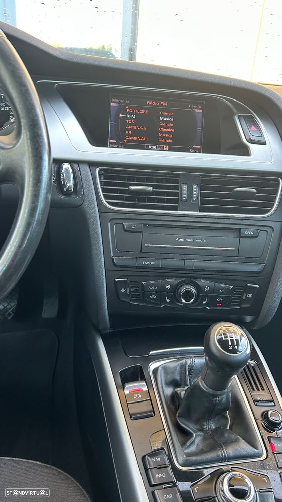 Audi A4 Avant 2.0 TDI Advance - 7