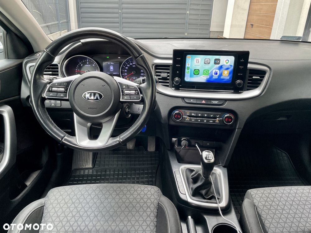 Kia Ceed 1.6 CRDi SCR M - 7