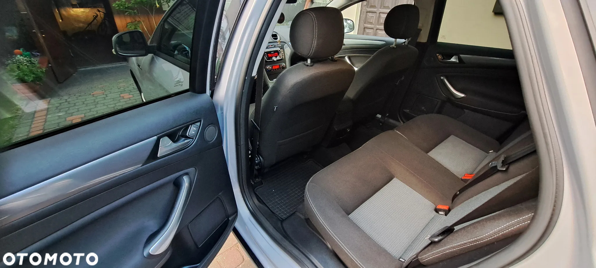 Ford Mondeo 1.6 Titanium - 13