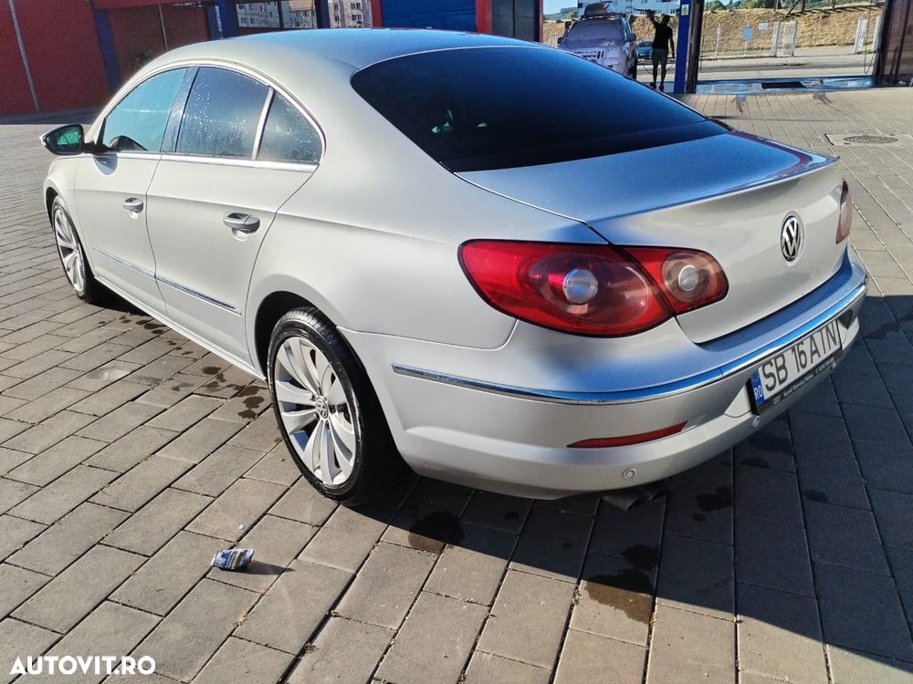 Volkswagen Passat CC - 16