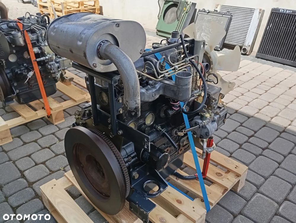 SILNIK ISEKI E4CD 1,997L CENA 9675 zł netto - 6