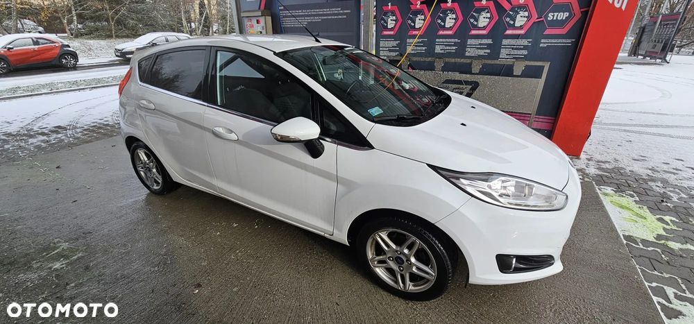 Ford Fiesta 1.0 EcoBoost Titanium - 4