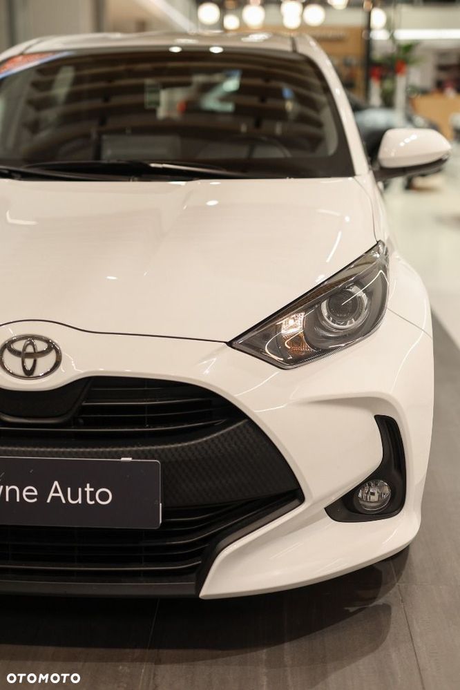 Toyota Yaris - 33