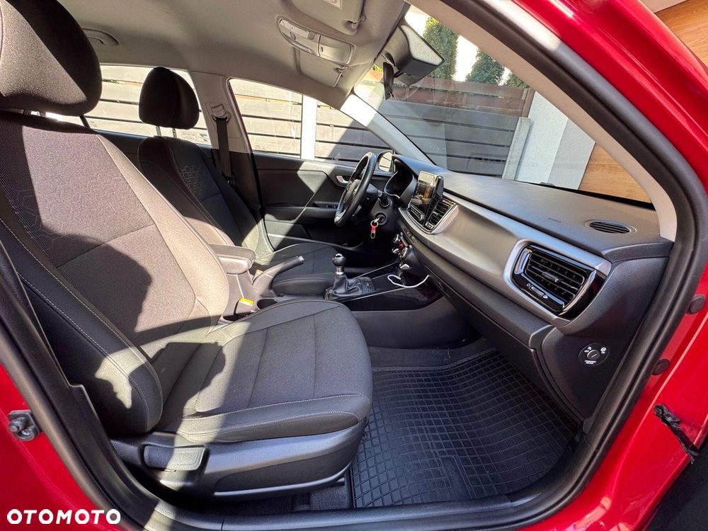 Kia Rio 1.2 L - 17
