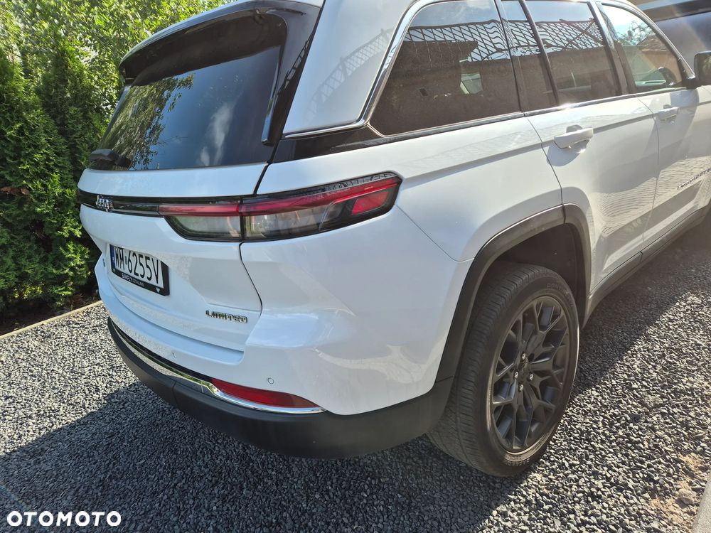 Jeep Grand Cherokee - 14