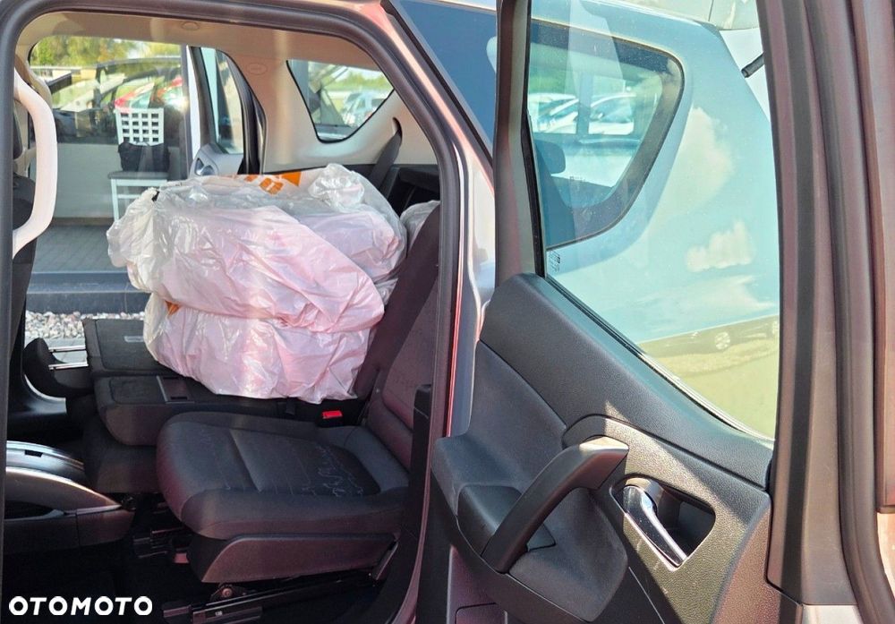 Opel Meriva - 27