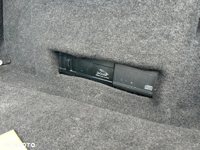 Jaguar XK8 4.0 - 20