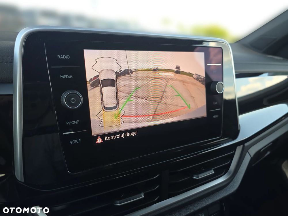 Volkswagen T-Roc 1.5 TSI R-Line DSG - 22