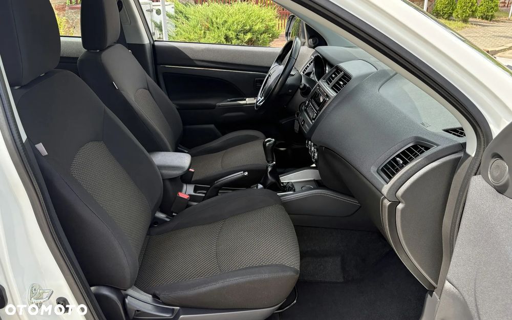 Mitsubishi ASX 1.6 ClearTec 2WD Edition - 19