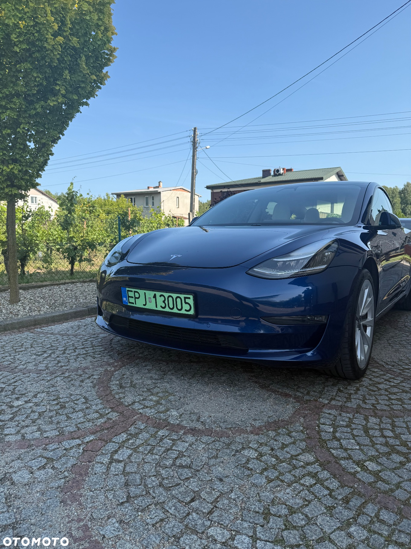 Tesla Model 3 Langstreckenbatterie Allradantrieb Dual Motor - 2