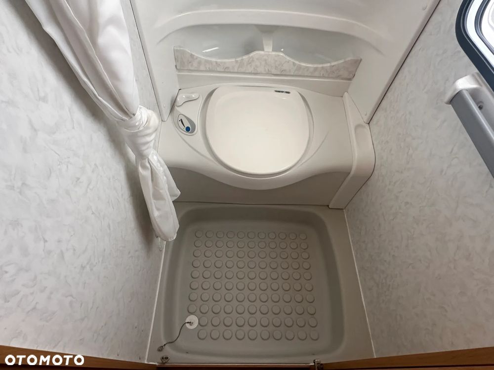 Hobby 540 UFE z ciepłą wodą na gaz i markizą pompowaną. ! RATY ! - 37