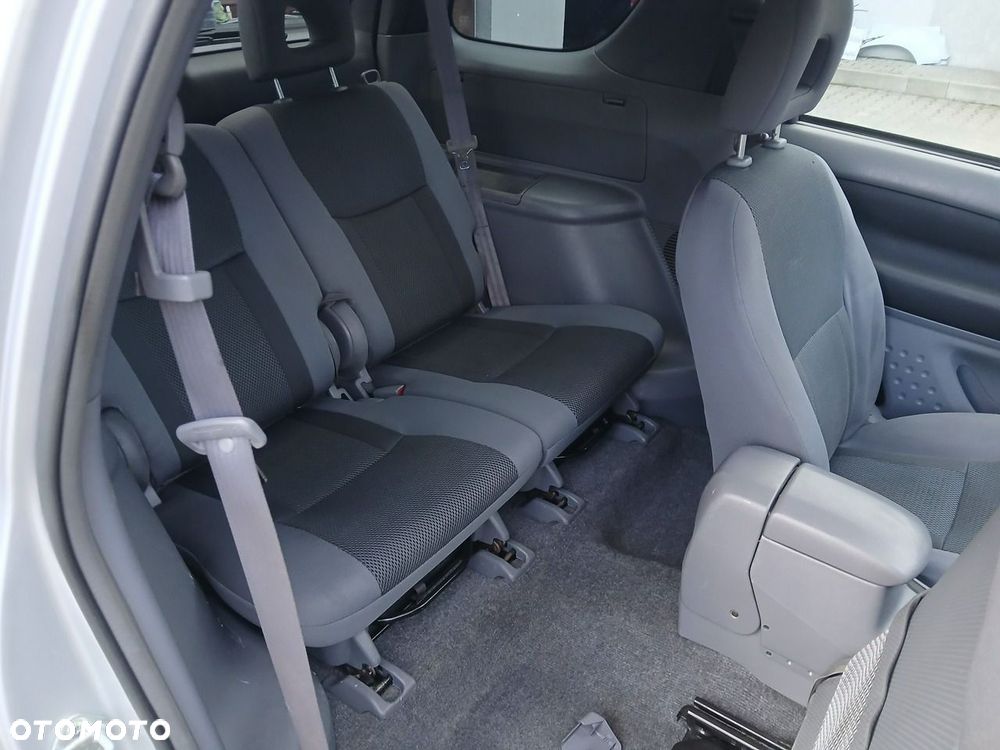 Toyota RAV4 4x2 Edition - 12