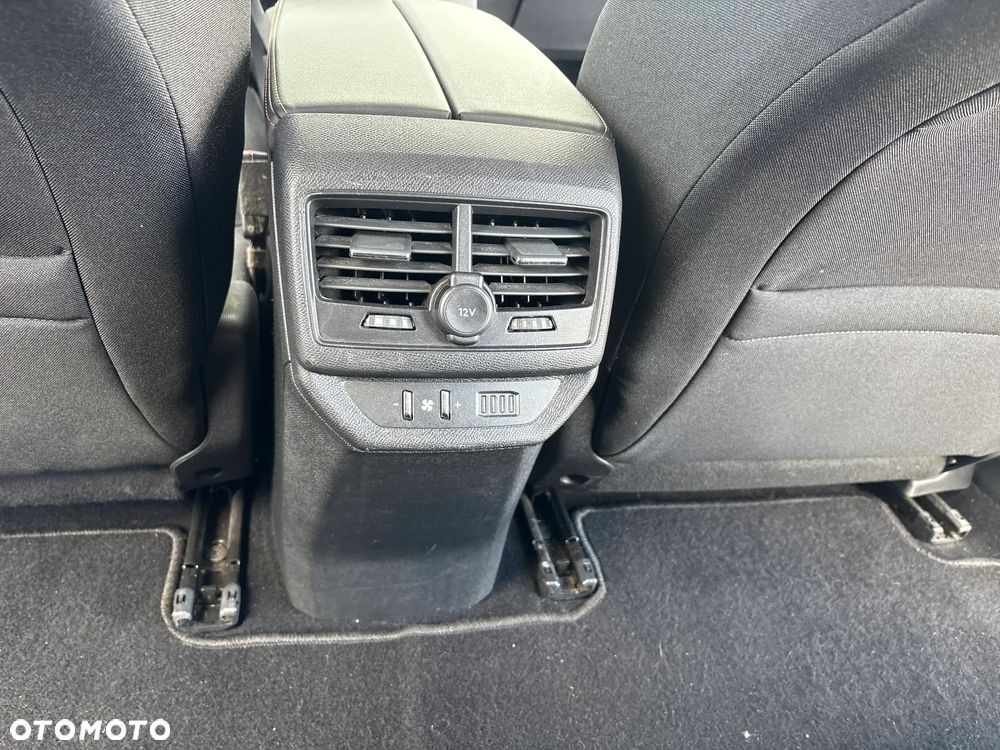 Peugeot 5008 BlueHDI 130 EAT8 Active Business-Paket - 17