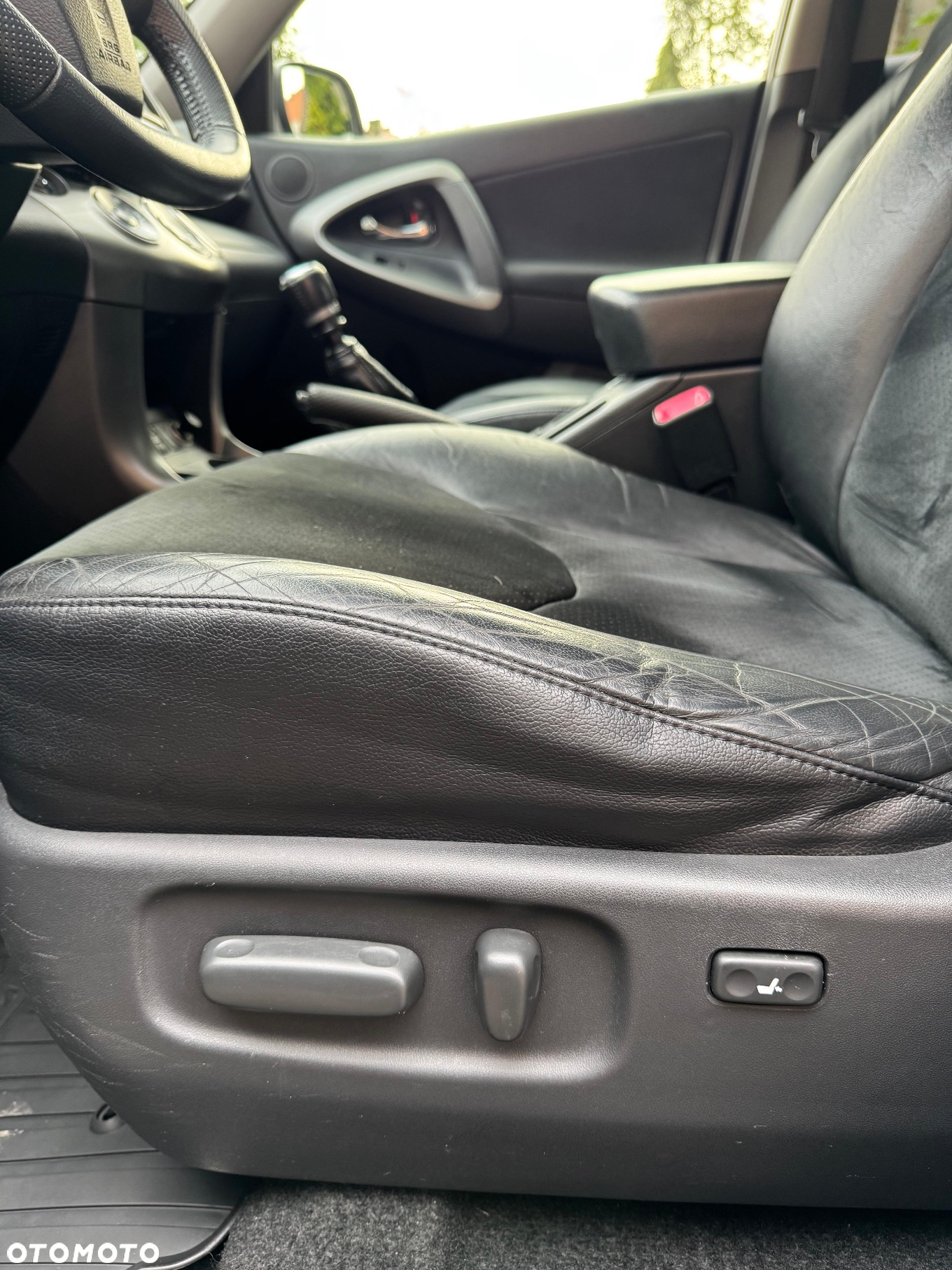 Toyota RAV4 - 15