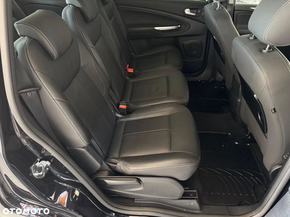 Ford Galaxy 2.0 TDCi Platinium X (Titanium) - 33