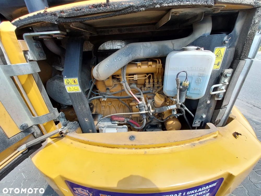 Caterpillar 305E2 - 10
