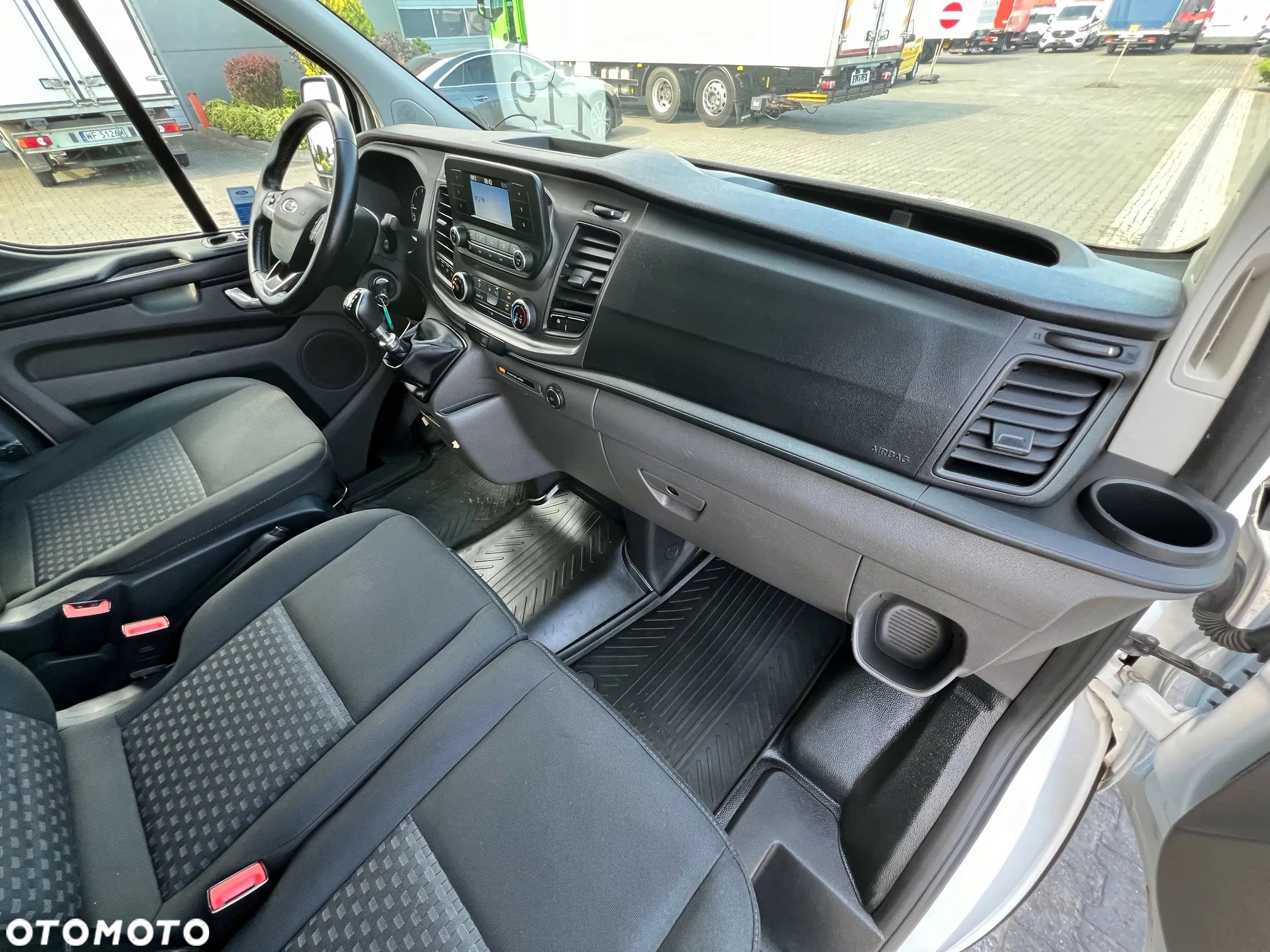 Ford Transit Custom - 27
