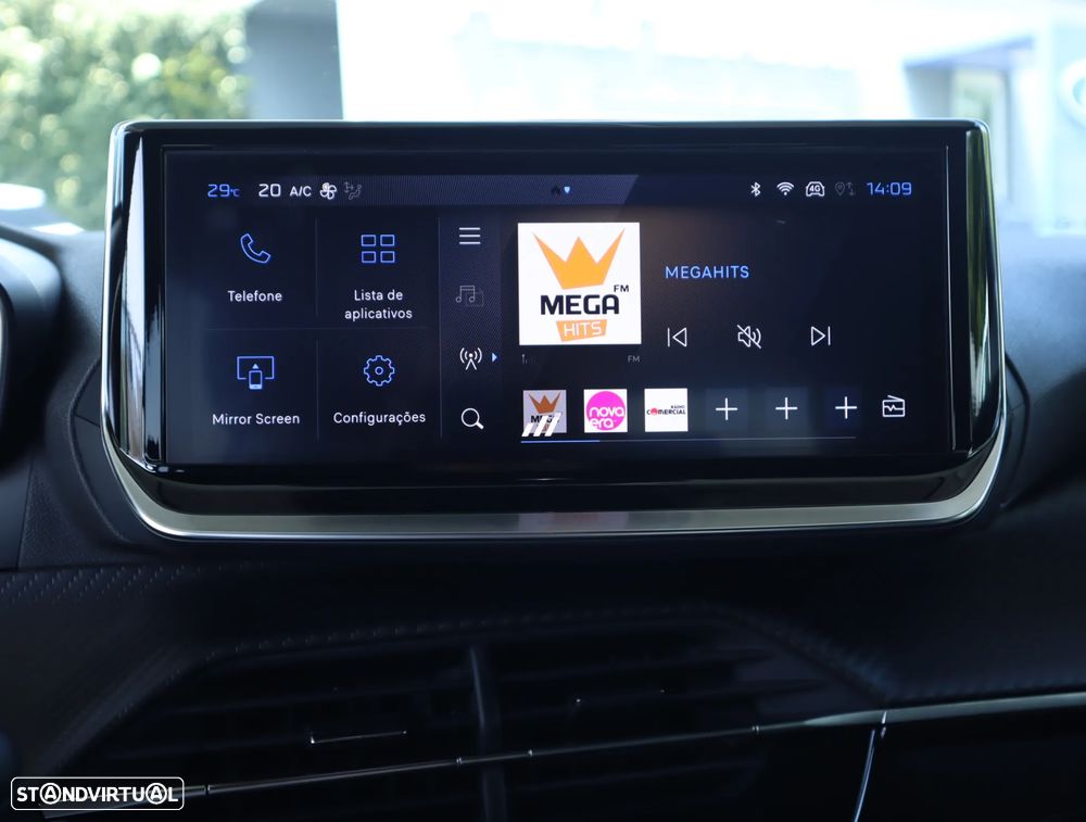 Peugeot 2008 1.2 Hybrid Allure e-DCS6 - 44