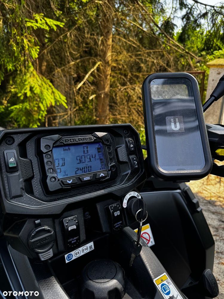 Polaris Sportsman - 18