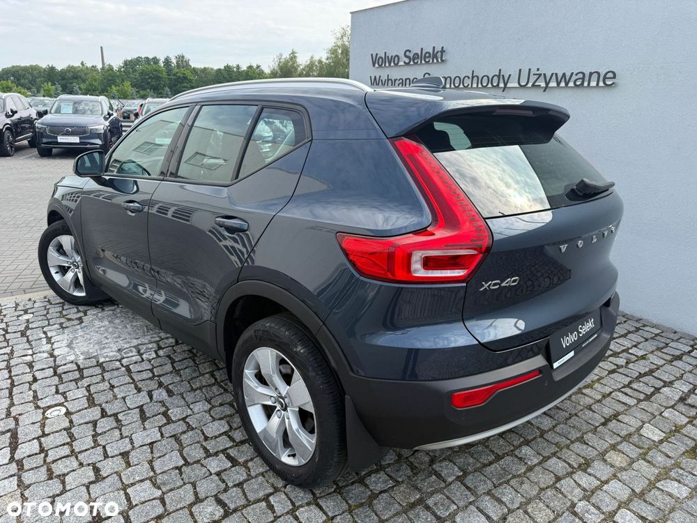 Volvo XC 40 - 35