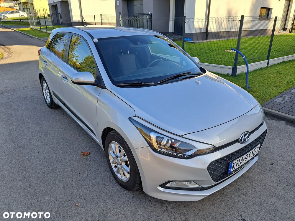 Hyundai i20 - 13