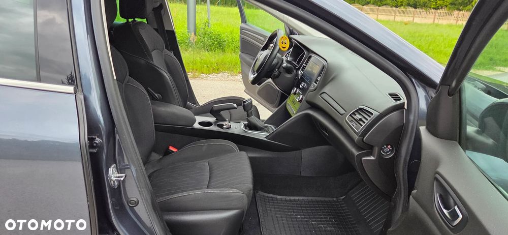 Renault Megane 1.5 Blue dCi Intens - 16