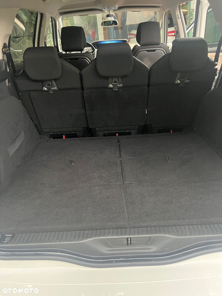 Citroën C4 Grand Picasso - 19