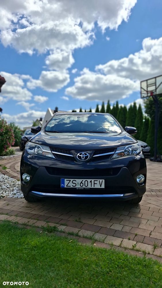 Toyota RAV4 2.0 D-4D Premium - 1