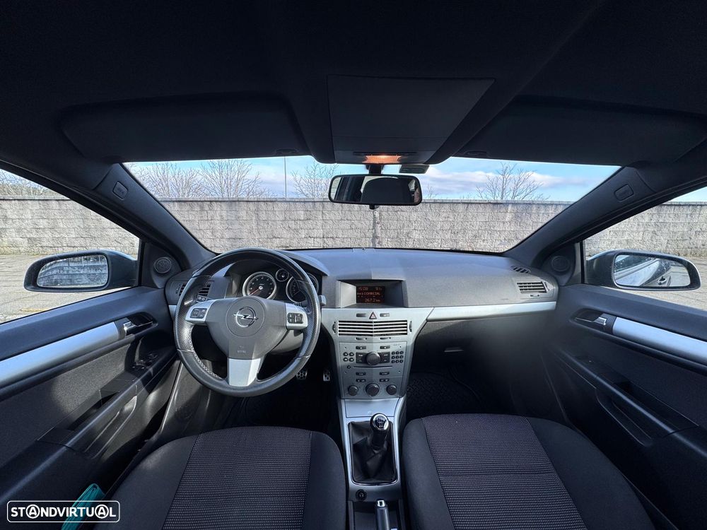 Opel Astra GTC 1.4 - 14