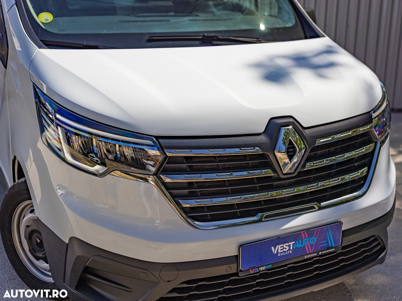 Renault Trafic 2.0 Blue dCi 130 Furgon Cabina Dubla L2H1 - 33