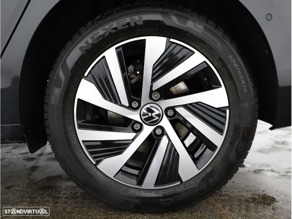 VW Golf 1.0 eTSI Life DSG - 26