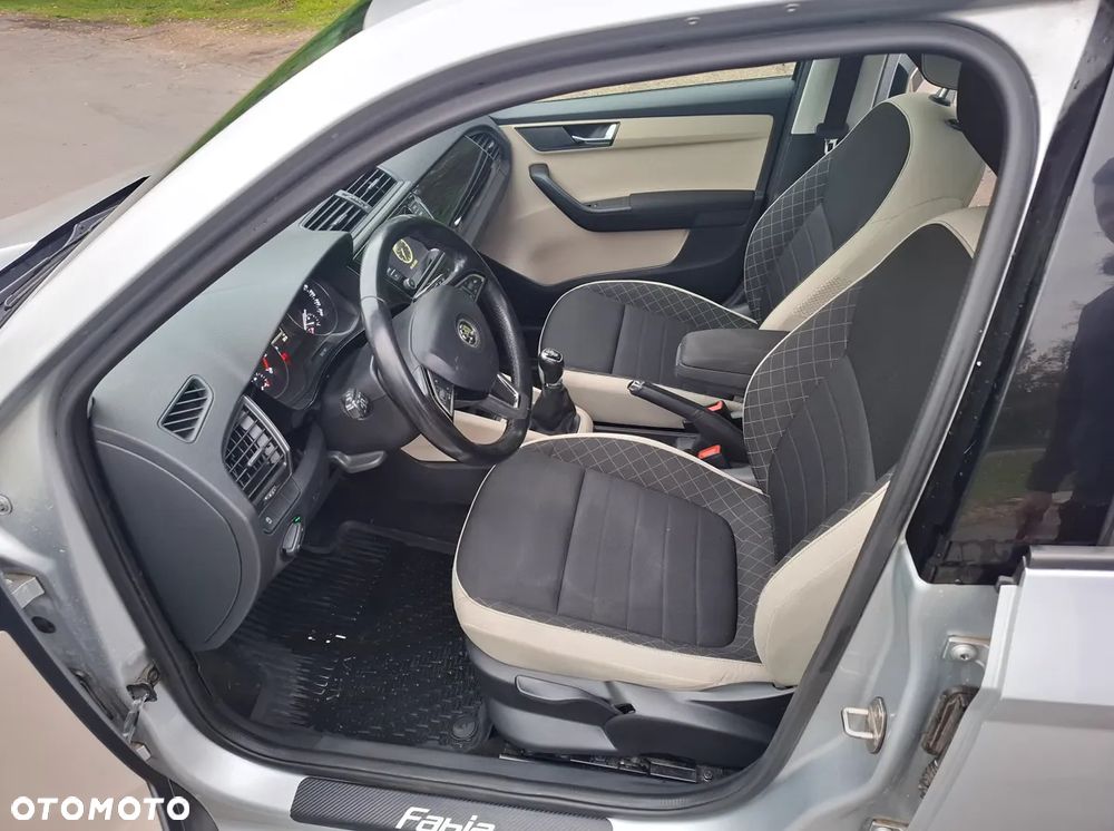Skoda Fabia 1.2 TSI Style - 7