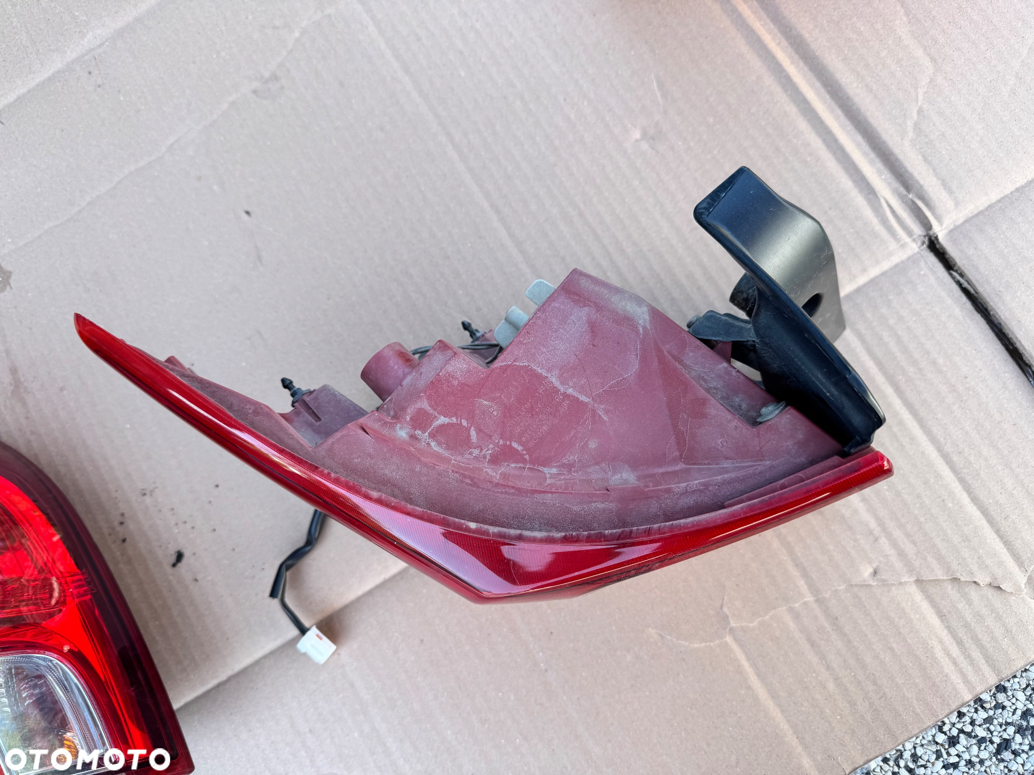 KIA STONIC LAMPA TYL LEWA PRAWA W BLOTNIK - 5