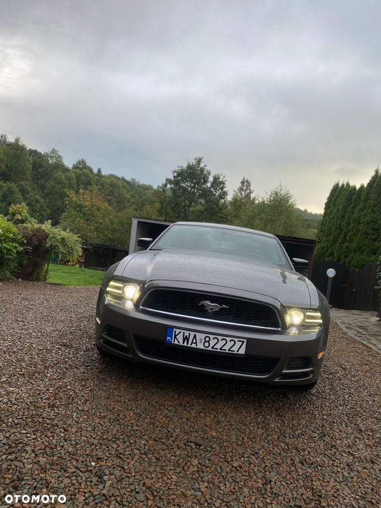 Ford Mustang 3.7 V6 Premium - 3