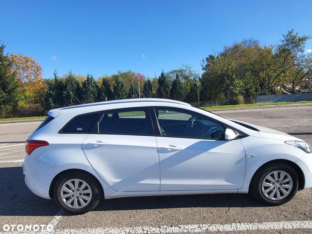 Hyundai i30 1.6 CRDi BlueDrive Classic - 8