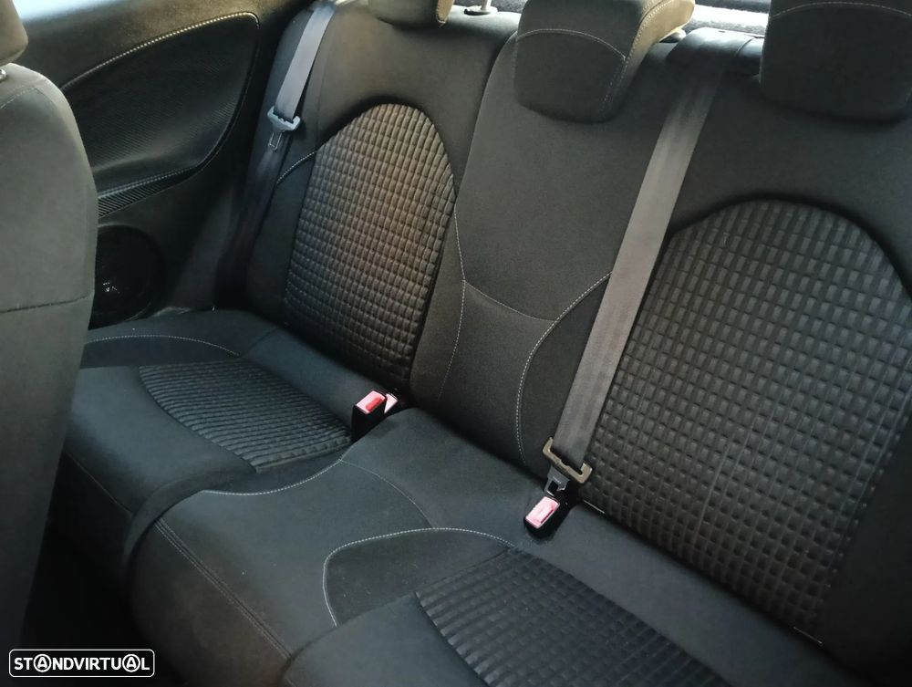 Alfa Romeo MiTo 1.6 JTD Distinctive - 11