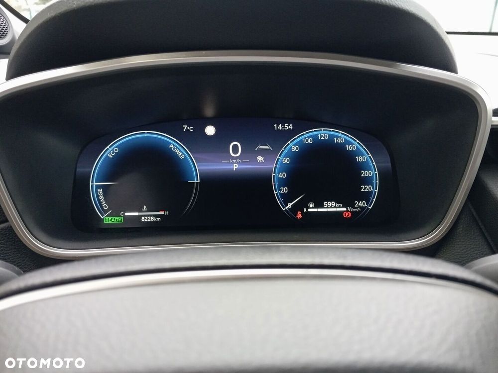 Toyota Corolla Cross - 16