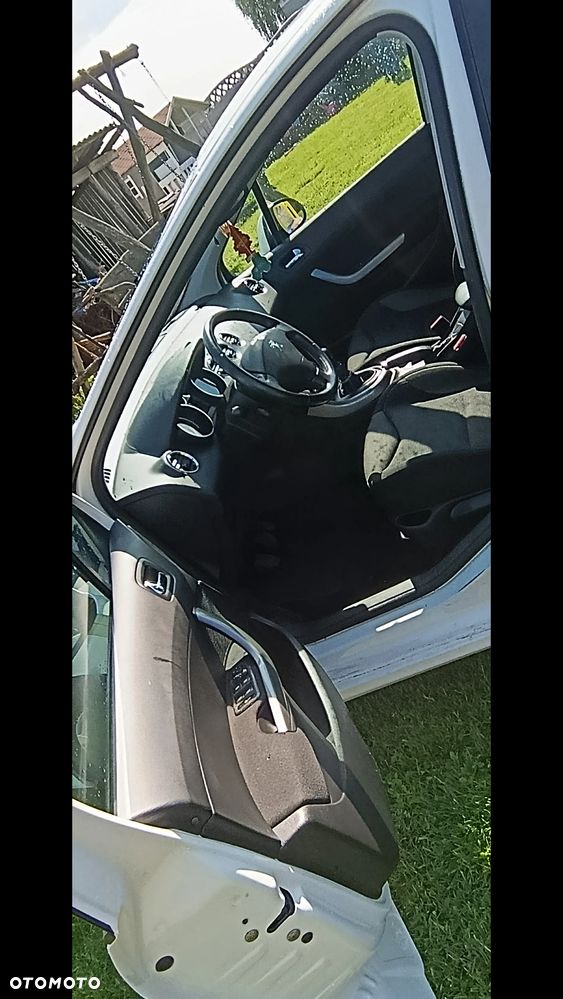 Peugeot 308 1.6 HDi Premium - 9