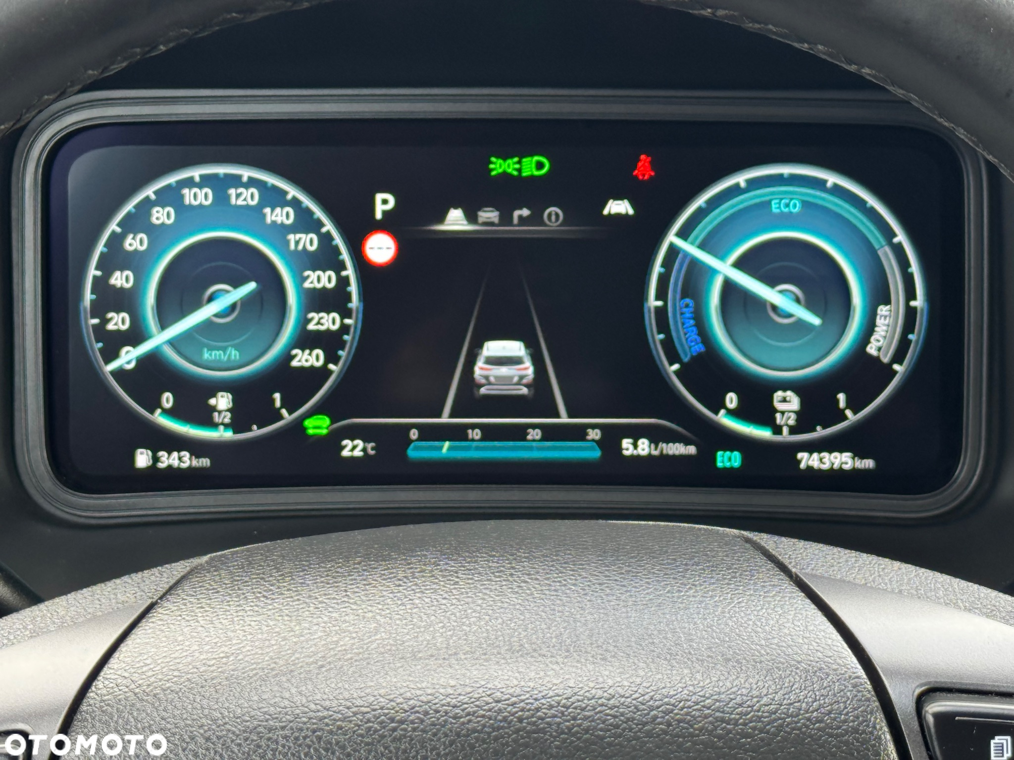 Hyundai Kona - 16