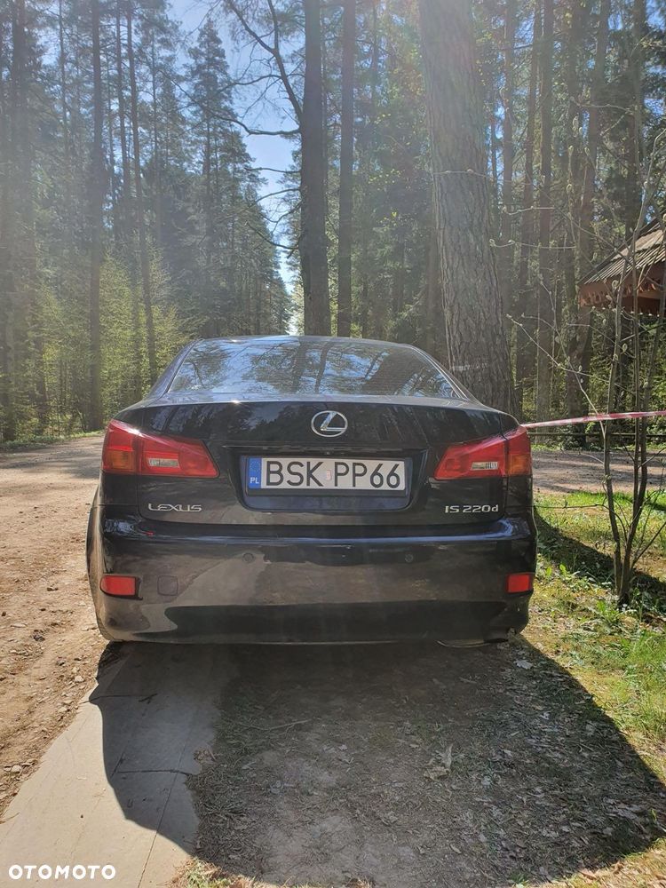 Lexus IS 220 D Prestige - 8