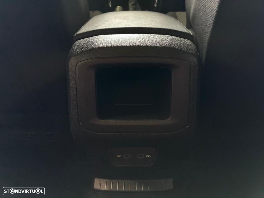 VW T-Cross 1.0 TSI Life DSG - 35