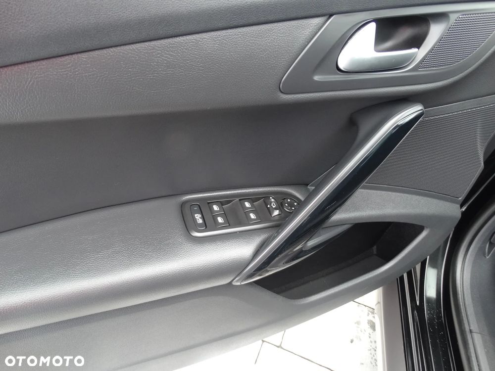 Peugeot 508 BlueHDi FAP 180 Automatik Stop&Start Allure - 23