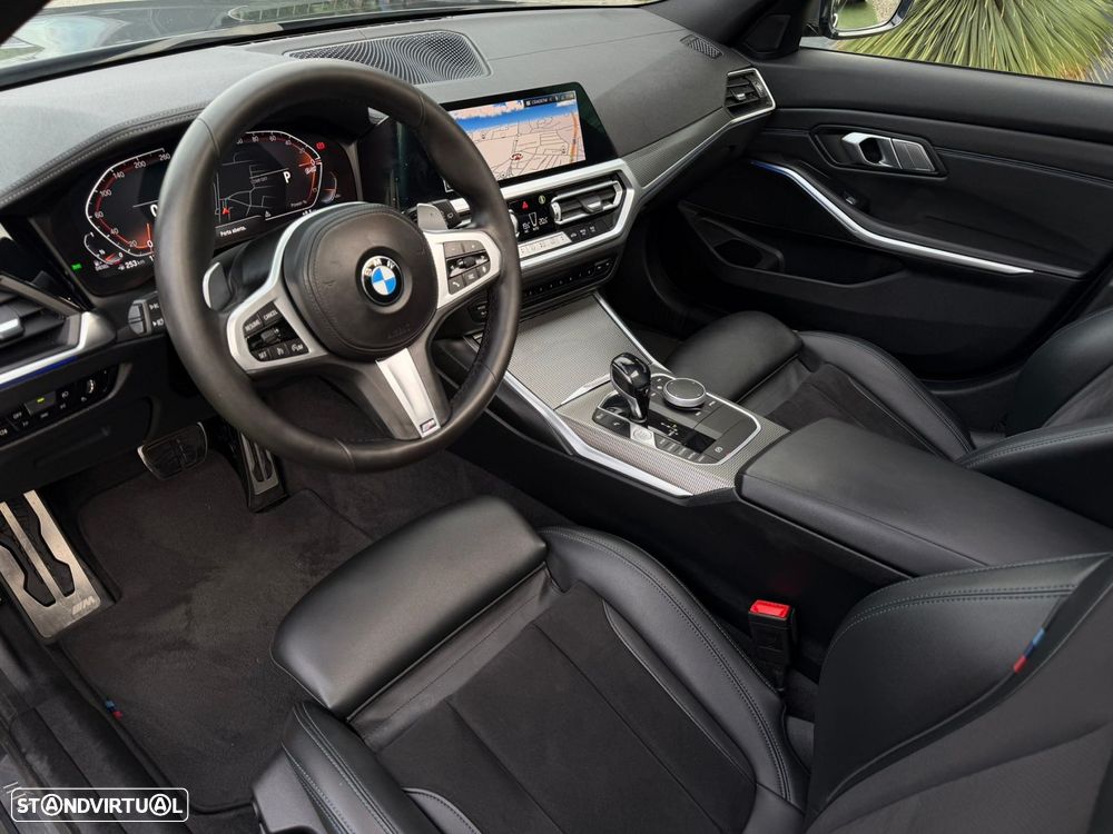 BMW 320 d Pack M Auto - 3