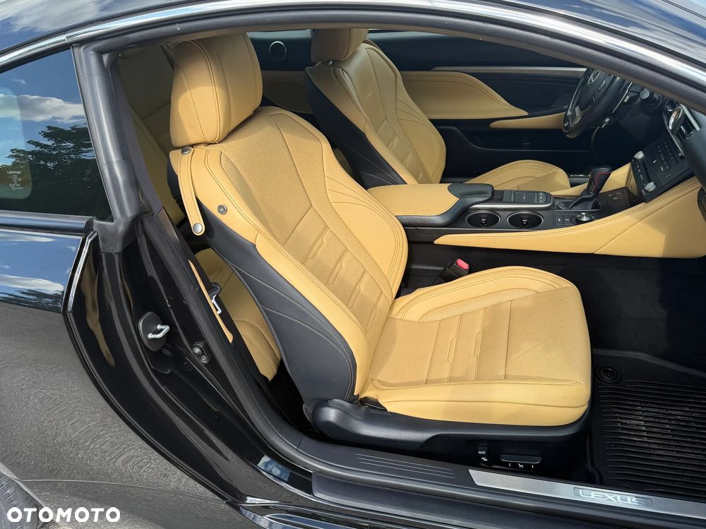 Lexus RC - 35