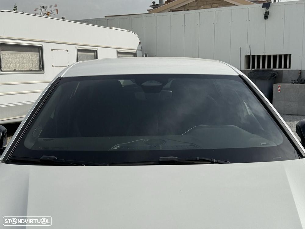 Peugeot 308 1.2 PureTech GT EAT8 - 19
