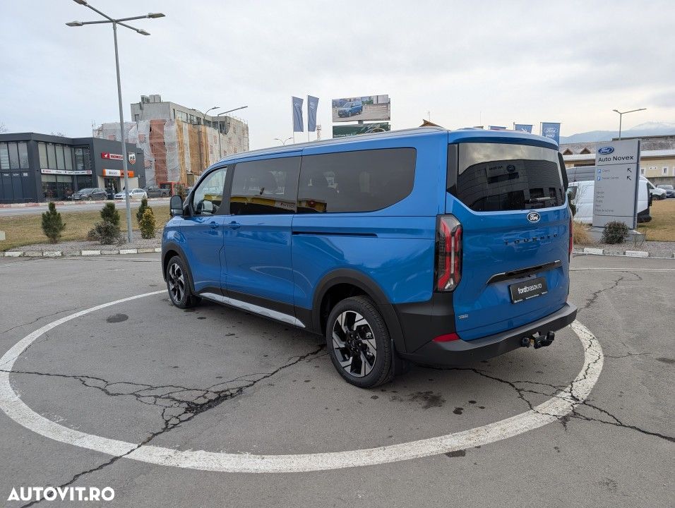 Ford Tourneo Custom - 7