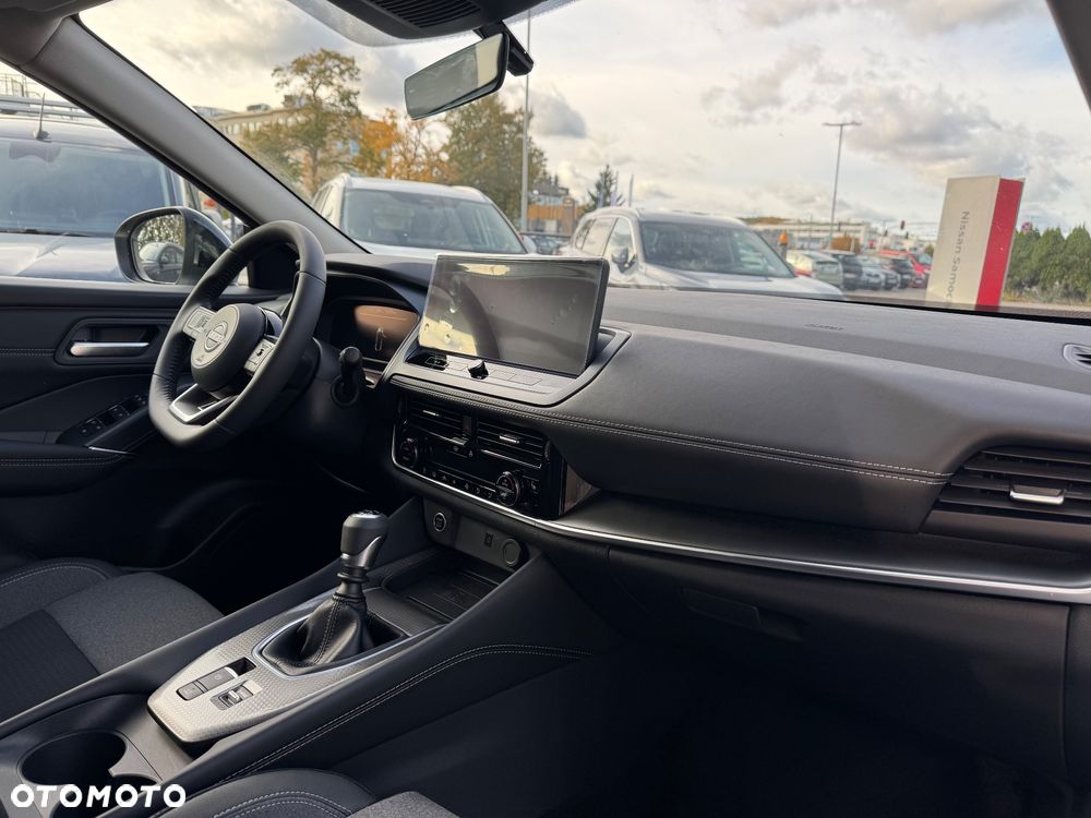 Nissan Qashqai 1.3 DIG-T mHEV N-Connecta - 12